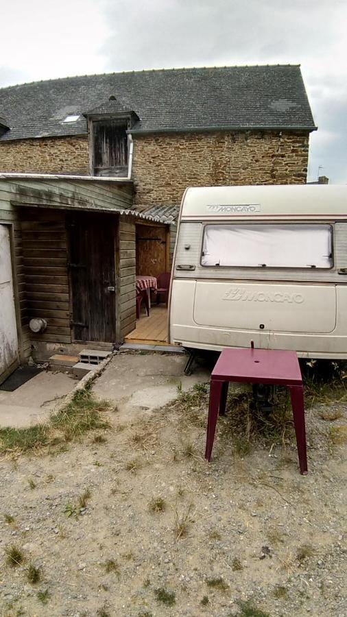 Les Chambres Studios De Pleslin-Foucher Exterior foto